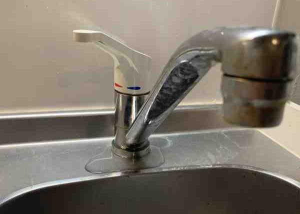蛇口根元からの水漏れで、自分でできる部品交換修理方法
