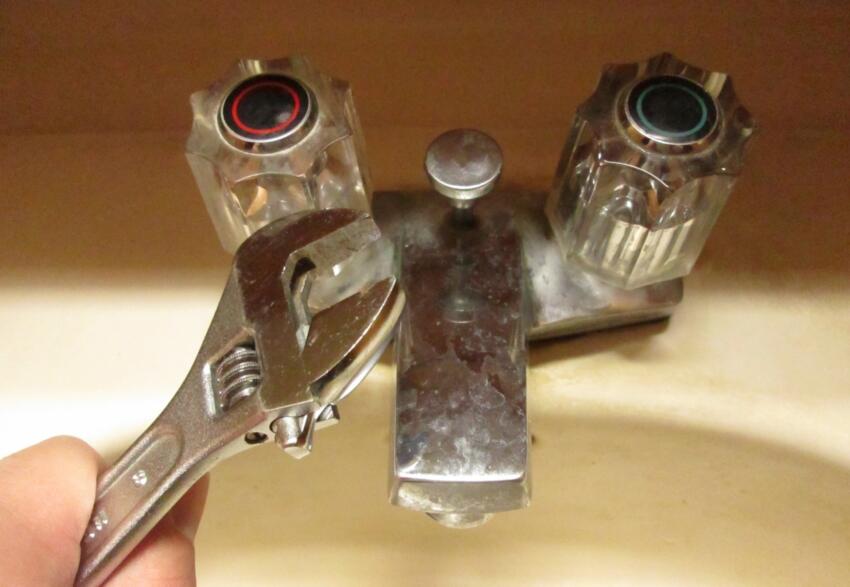 初心者でもできる混合水栓パッキン交換手順