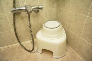 お風呂のタイルの黒ずみ汚れの落とし方