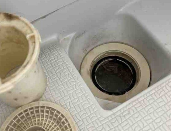 お風呂　トラップ分解