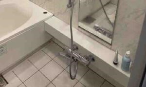 お風呂の床の汚れの原因と特徴