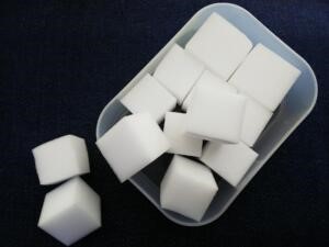 メラミンスポンジは注意!