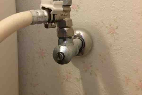止水栓が閉まっている