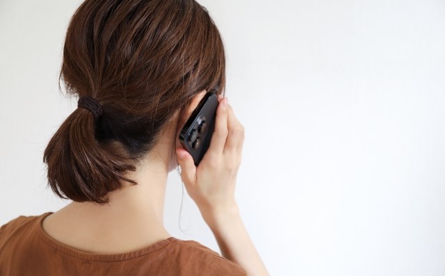 まずは管理会社に連絡して相談しよう