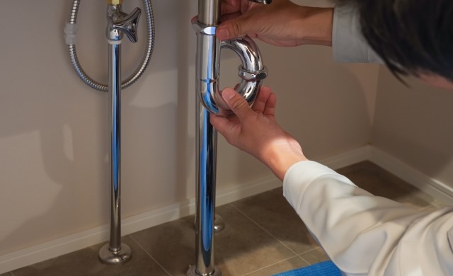 S字トラップの分解・清掃による修理のやり方