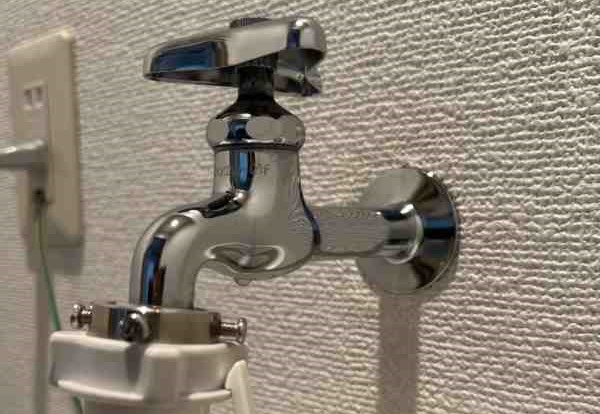 古いタイプ（万能ホーム水栓）