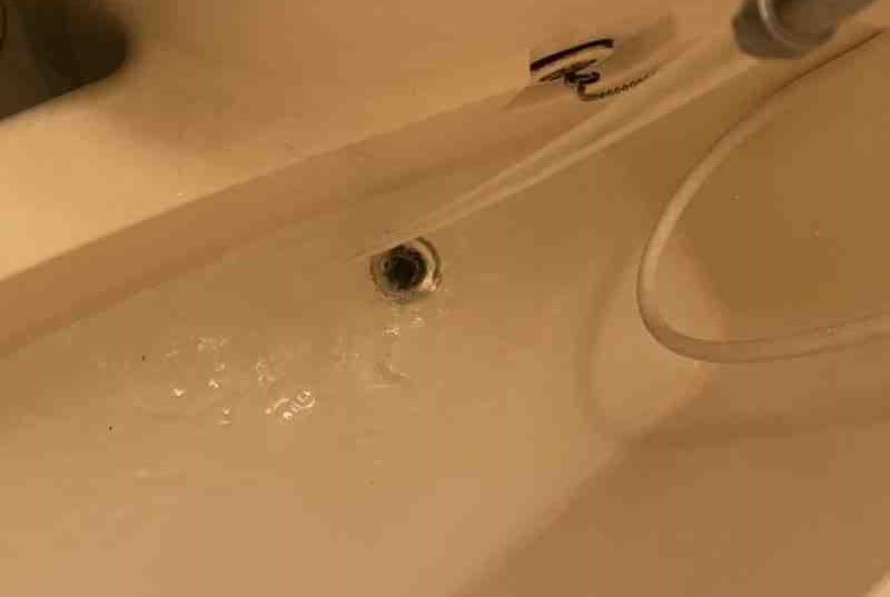 浴槽排水口にも注入する