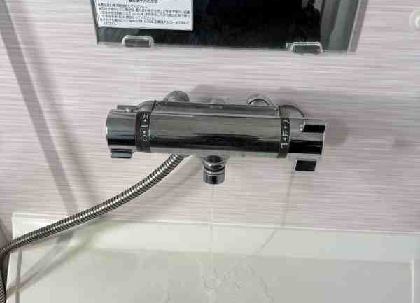 KVK壁付混合水栓の交換手順